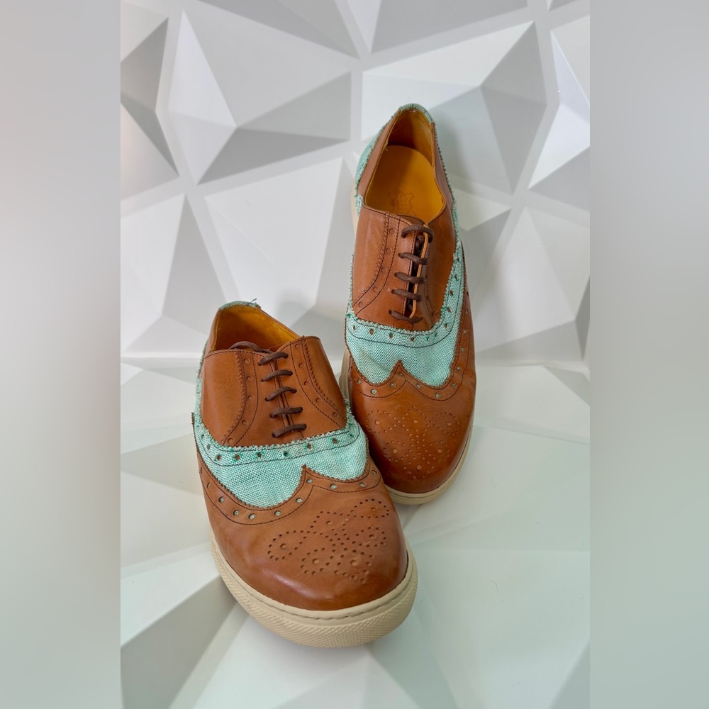 Custom Men’s Undandy Shoes, Size 11.5